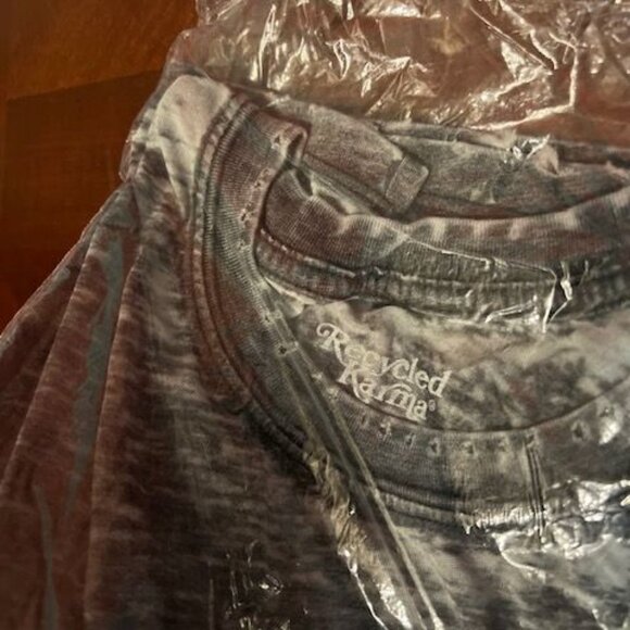 Vintage Canvas Tiger Graphic T-Shirt‎ get them Distressed Casual Wear - Picture 8 of 9